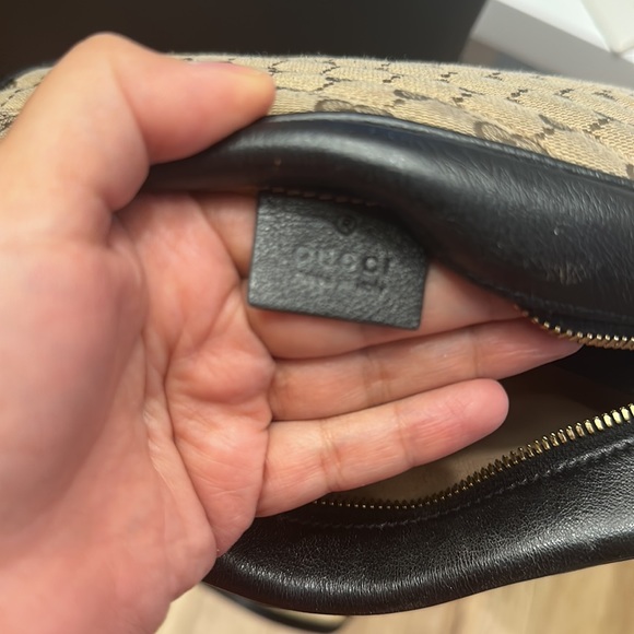 Authentic Gucci crossbody bag - Picture 2 of 6